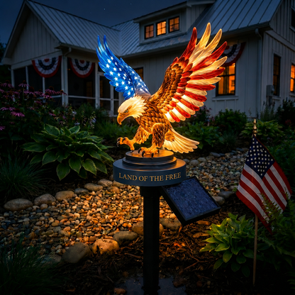 🔥LAST DAY 49% OFF – Solar Eagle Garden Light – A Glowing Tribute to American Freedom