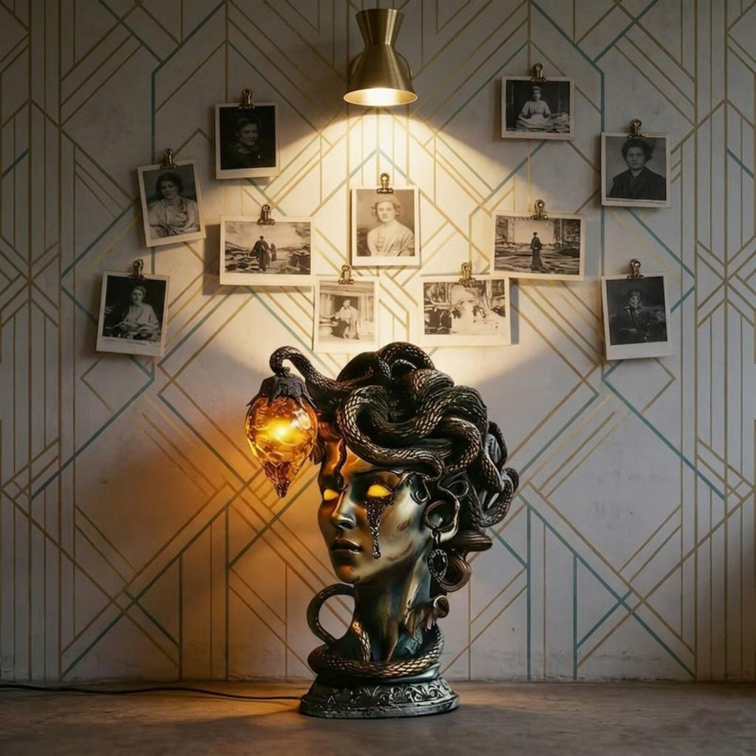 🖤Dark & Mysterious🐍 Medusa’s Gaze - Handcrafted Gothic Table Lamp🛋️