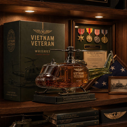 🇺🇸🚁🎖️Vietnam Veteran Military Helicopter 1965-1975 Whiskey Bottle