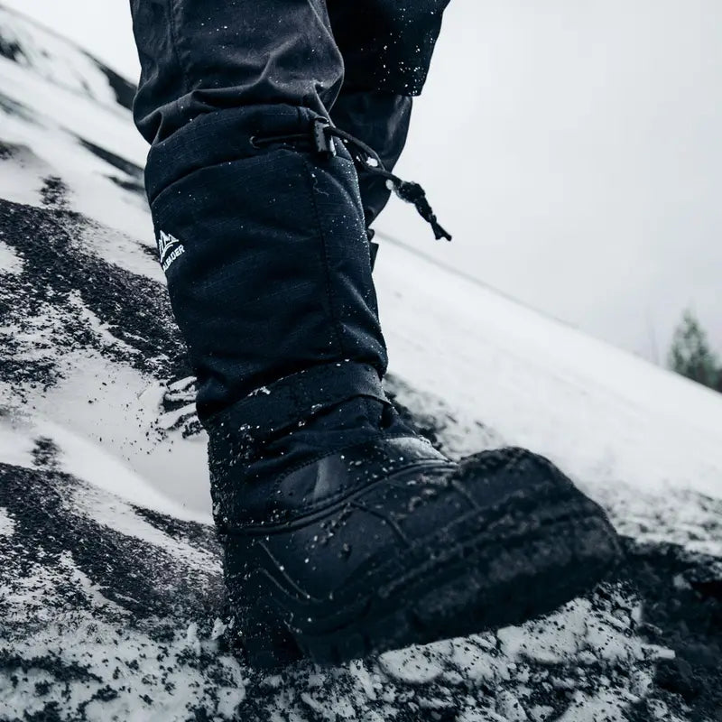 ❄️ Men’s Waterproof Insulated Snow Boots – Warm, Anti-Slip & Easy On/Off