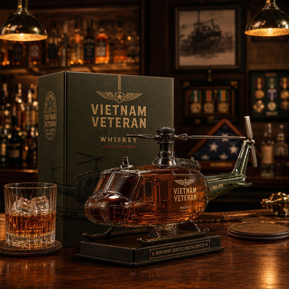 🇺🇸🚁🎖️Vietnam Veteran Military Helicopter 1965-1975 Whiskey Bottle