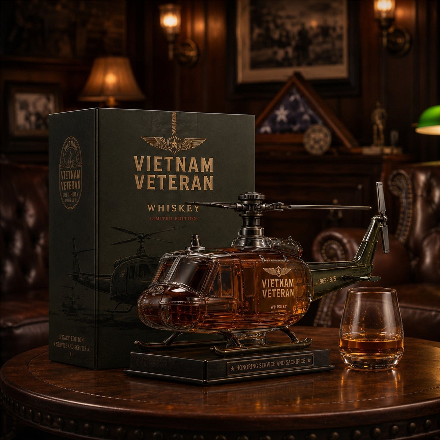 🇺🇸🚁🎖️Vietnam Veteran Military Helicopter 1965-1975 Whiskey Bottle